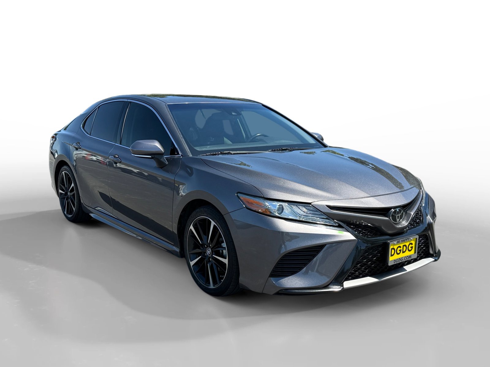 Used 2019 Toyota Camry XSE FWD image 7