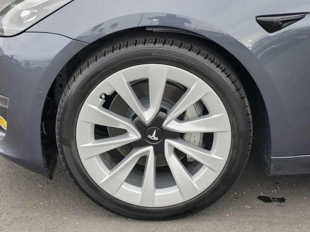 Used 2021 Tesla Model 3 Standard Range Plus image 10