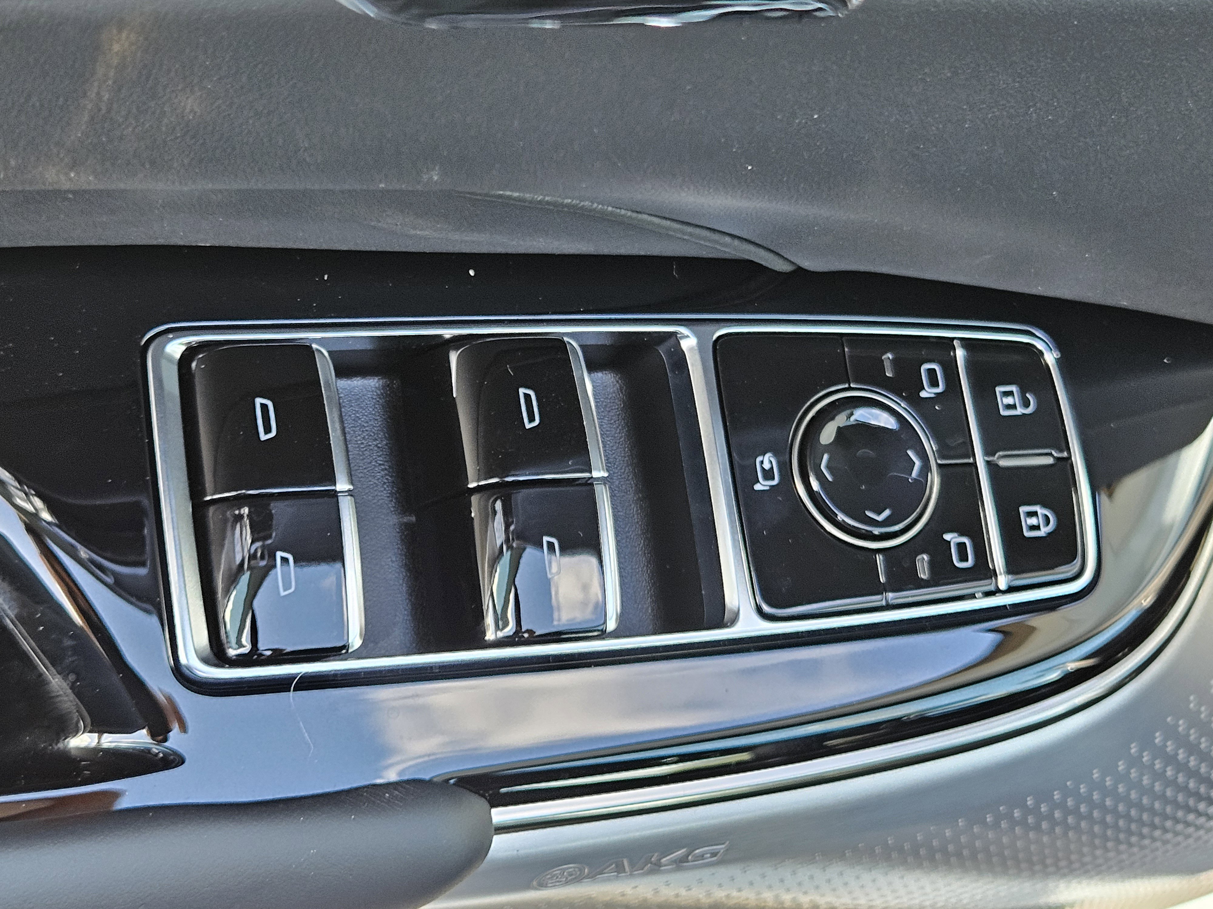 New 2026 Cadillac Lyriq V w/ Exterior Carbon Fiber Package image 21