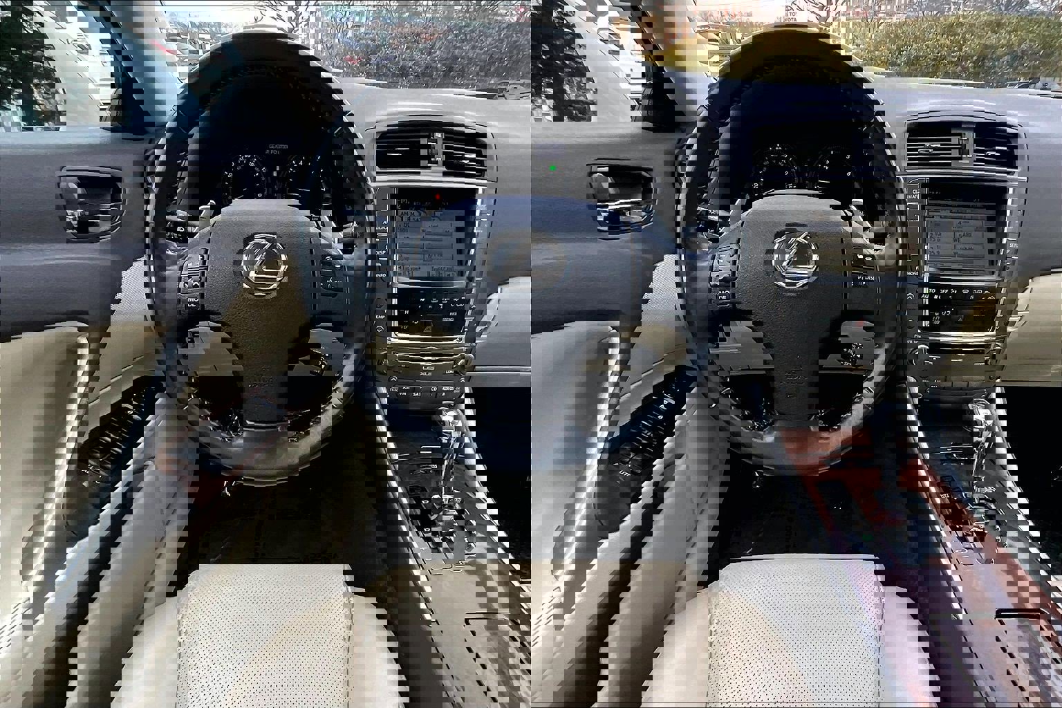 Used 2010 Lexus IS 250 image 5