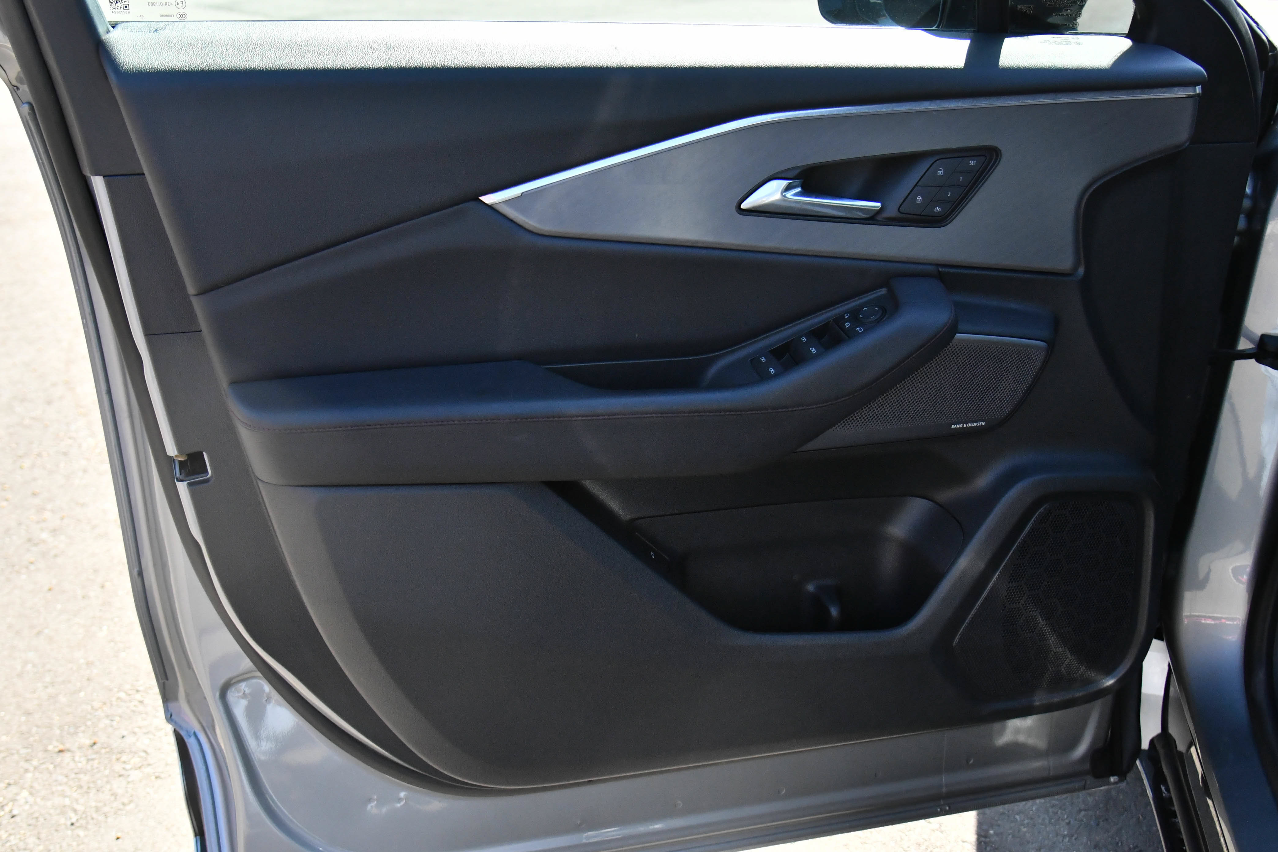 Used 2024 Acura ZDX A-Spec AWD/4WD image 14