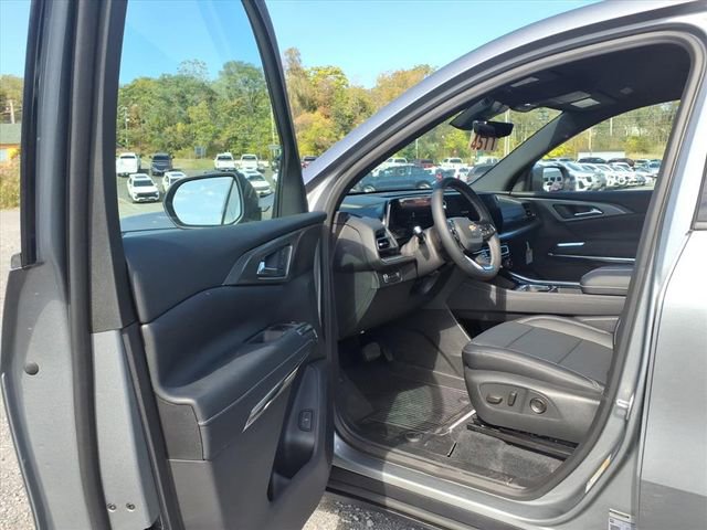 New 2026 Chevrolet Traverse LT w/ Driver Confidence Package image 9