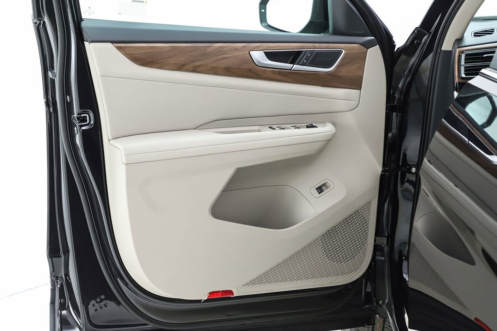 New 2026 Volkswagen Atlas SE image 18