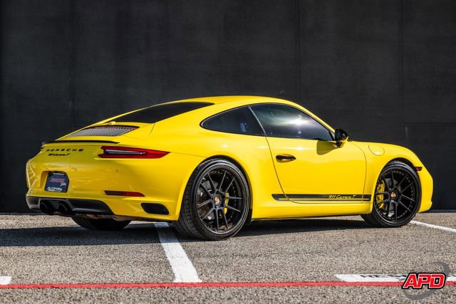 Used 2018 Porsche 911 Carrera T image 3