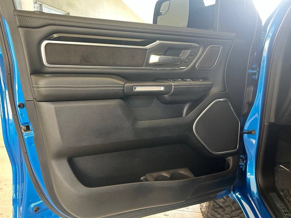 Used 2020 RAM 1500 Laramie RWD image 41