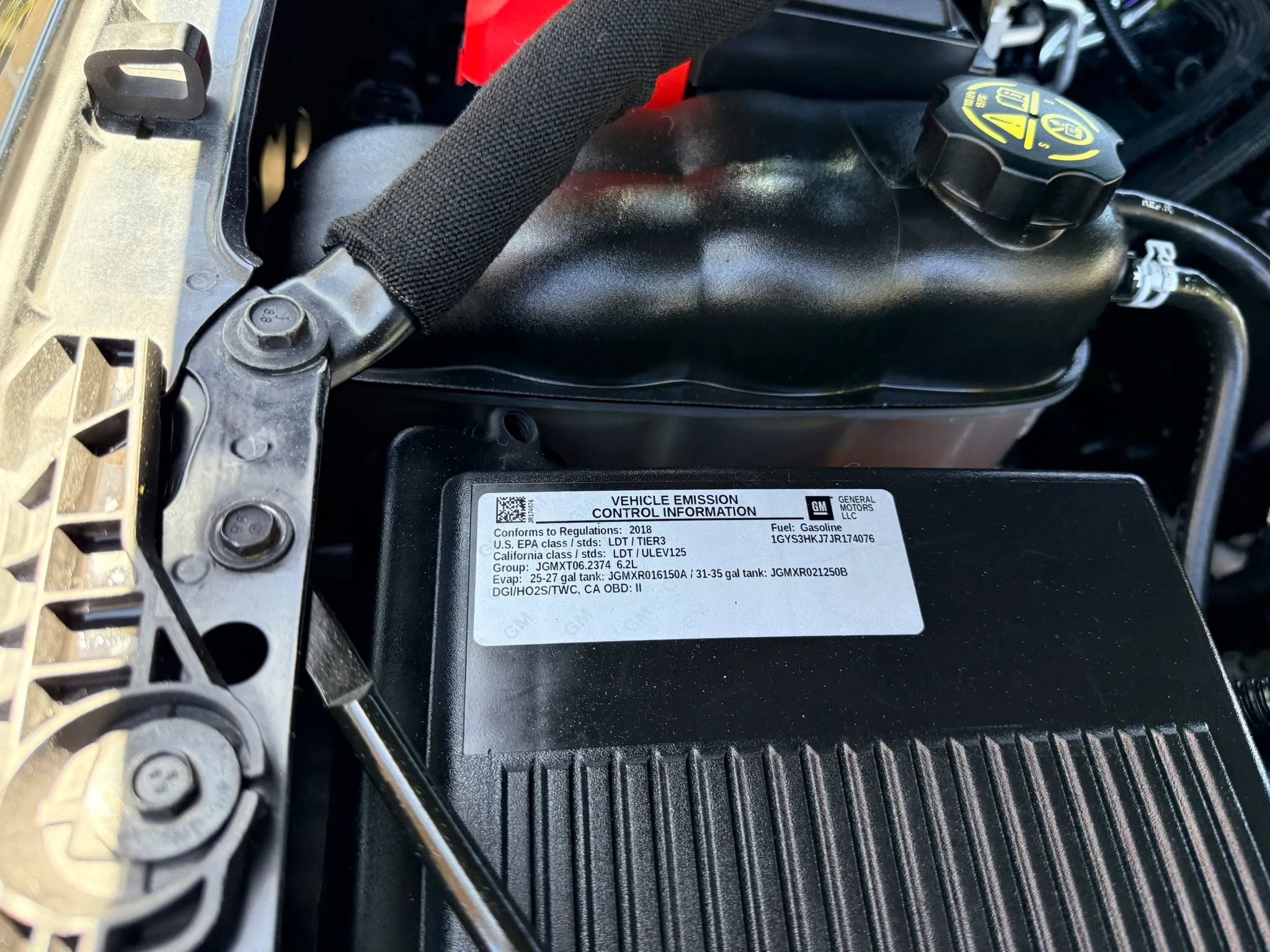 Used 2018 Cadillac Escalade ESV Luxury RWD image 35