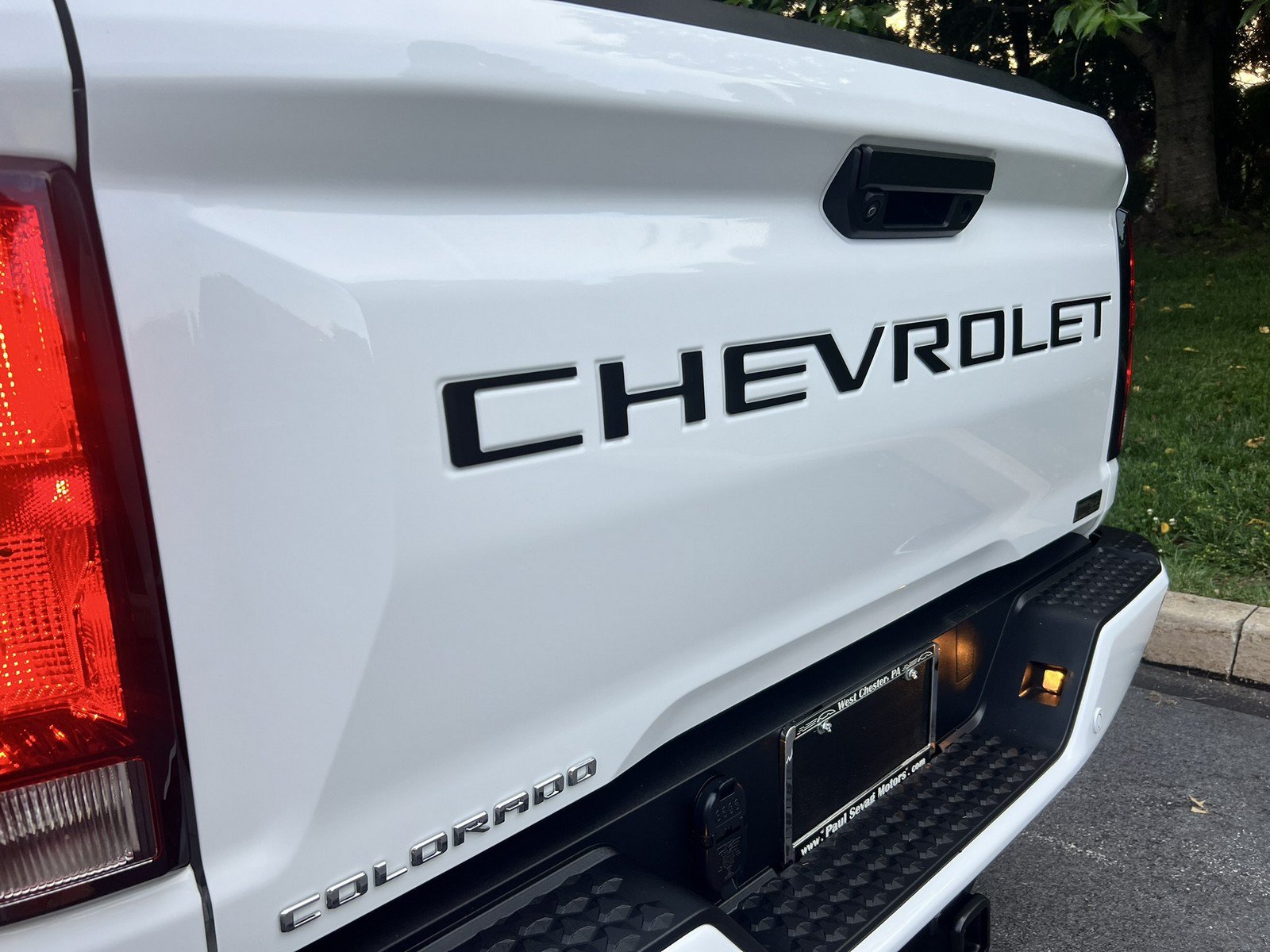 Used 2025 Chevrolet Colorado LT w/ Advanced Trailering Package RWD image 95