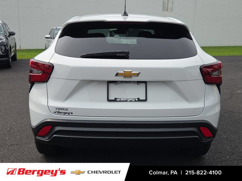 Certified 2024 Chevrolet Trax LS FWD image 6