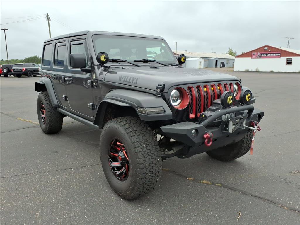 Used 2022 Jeep Wrangler Unlimited Willys image 8