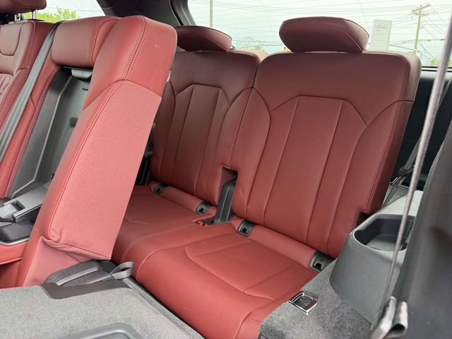 Used 2024 Audi SQ7 Premium Plus AWD/4WD image 14