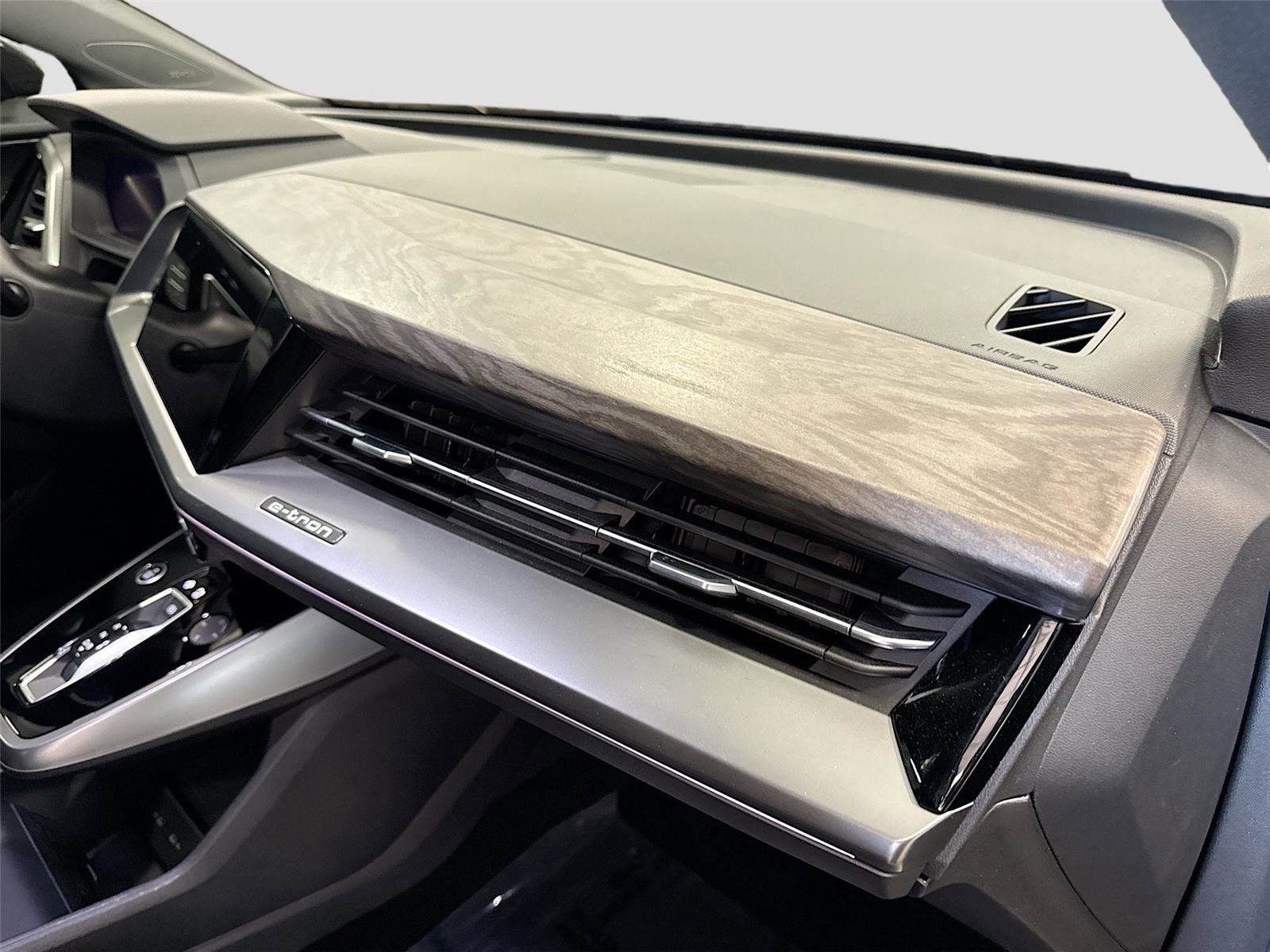 Certified 2023 Audi Q4 e-tron Premium Plus w/ Premium Plus AWD/4WD image 30