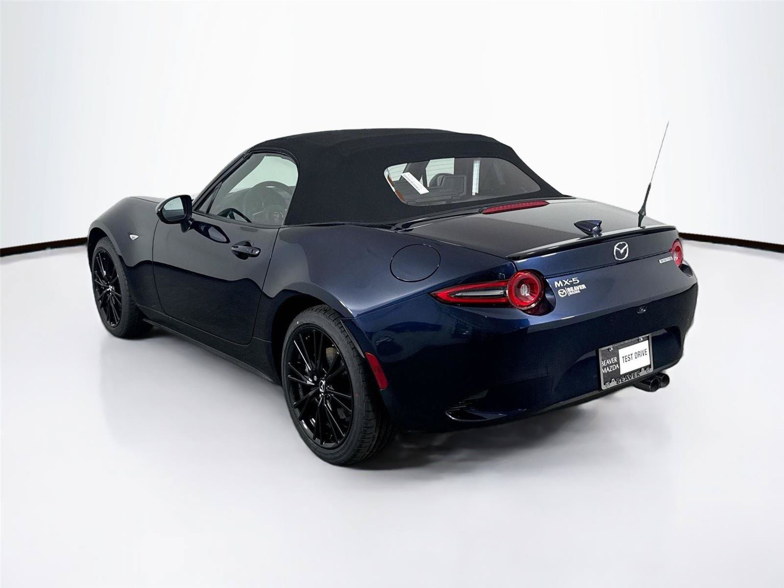 New 2026 MAZDA MX-5 Miata Club w/ Interior Package RWD image 8
