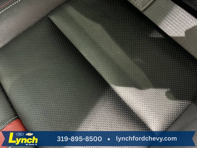 Used 2024 Chevrolet Traverse RS AWD/4WD image 9