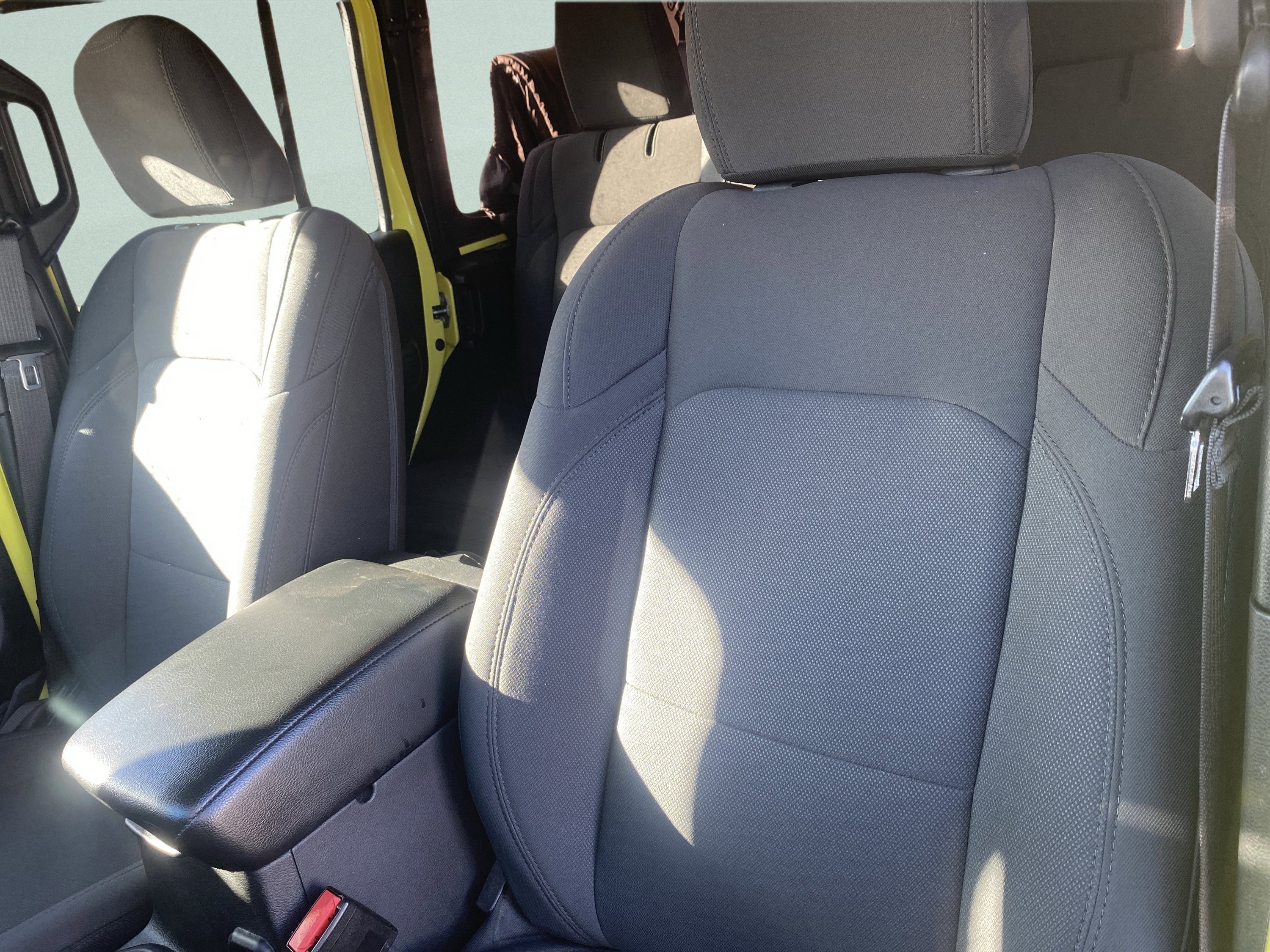 Used 2022 Jeep Wrangler Unlimited Sport image 14