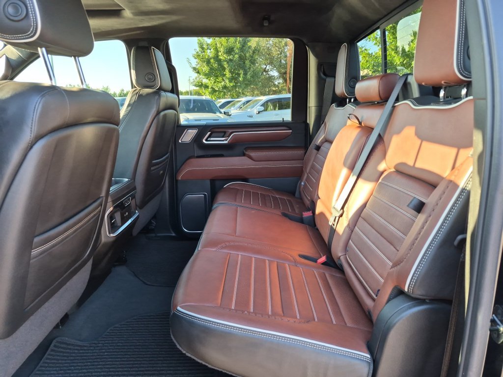 Used 2024 GMC Sierra 2500 Denali Ultimate w/ Max Trailering Package AWD/4WD image 33