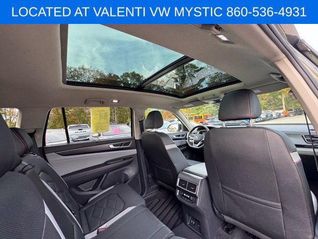 Certified 2025 Volkswagen Atlas Peak Edition SE AWD/4WD image 27