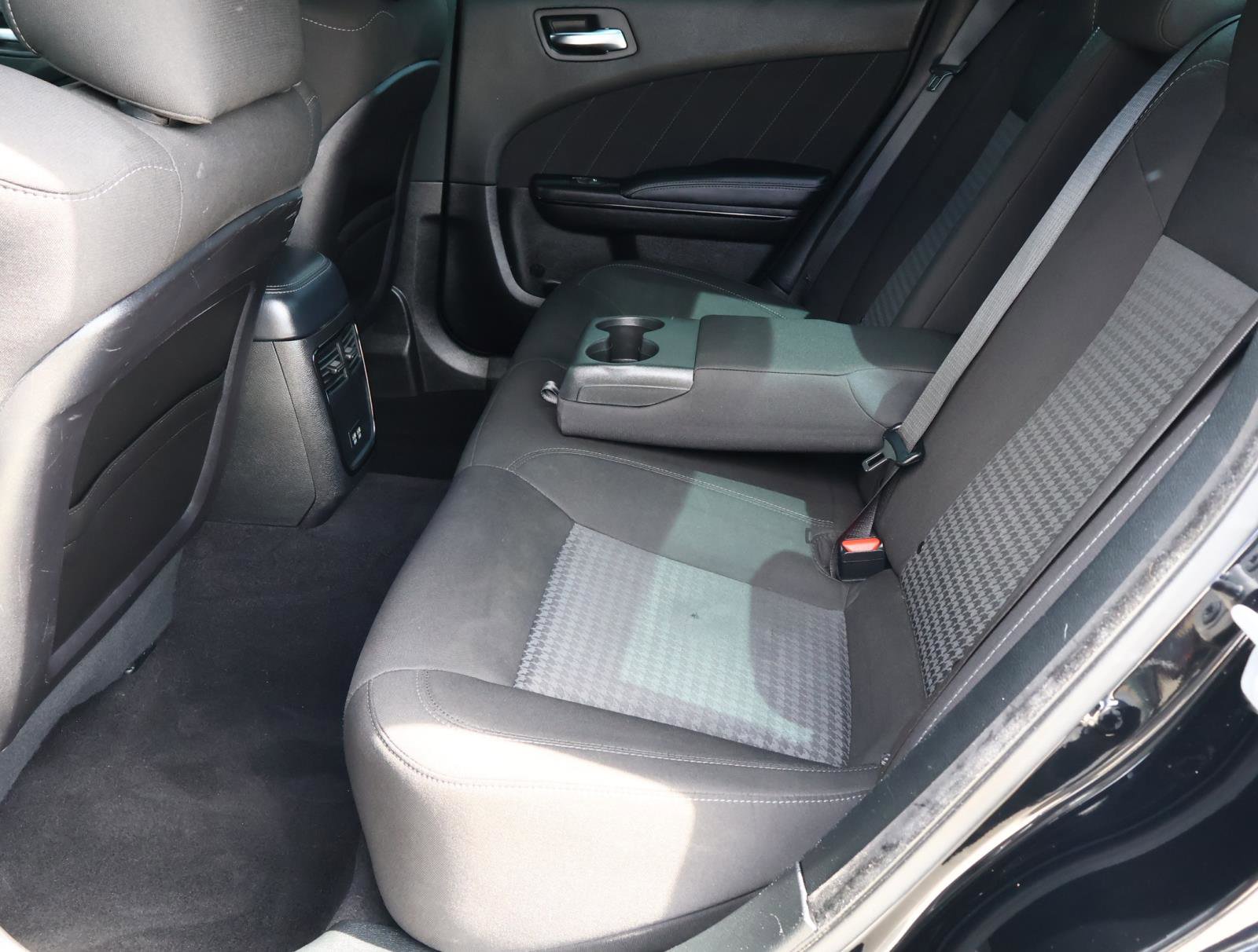 Used 2022 Dodge Charger R/T w/ Blacktop Package RWD image 19
