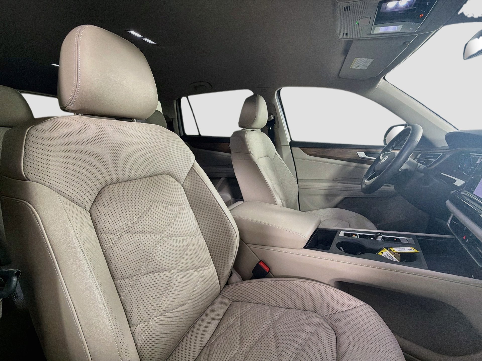 Certified 2024 Volkswagen Atlas SE FWD image 28