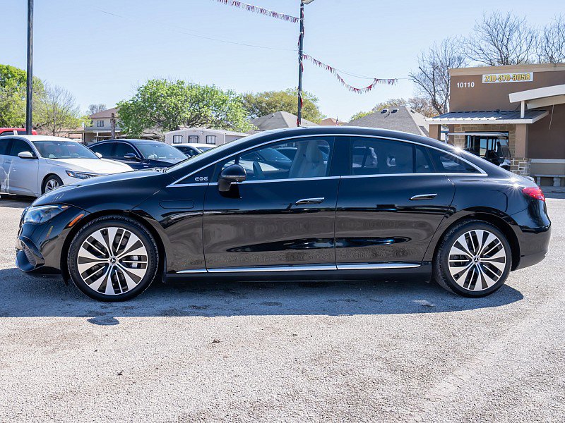 Used 2023 Mercedes-Benz EQE 500 4MATIC Sedan image 8