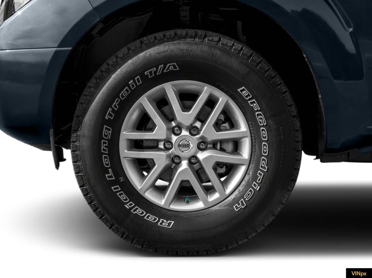 Used 2015 Nissan Frontier SV image 10