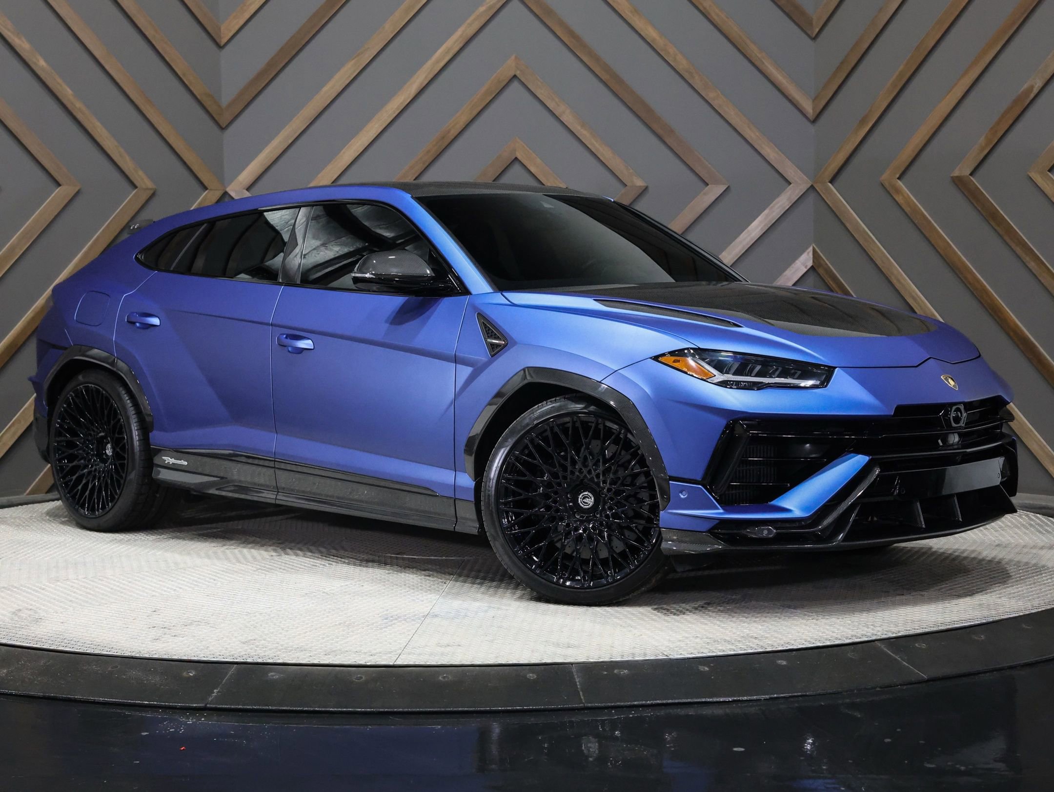 Used 2023 Lamborghini Urus Performante image 1