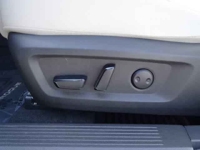 Used 2021 Nissan Rogue SL AWD/4WD image 18