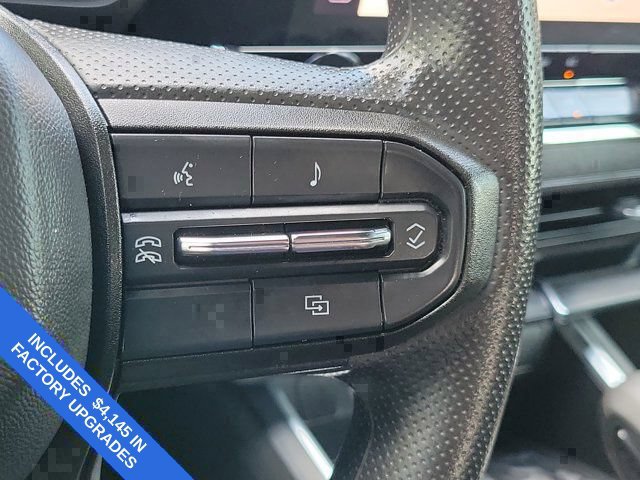 Used 2023 Chevrolet Colorado Trail Boss w/ Technology Package AWD/4WD image 28