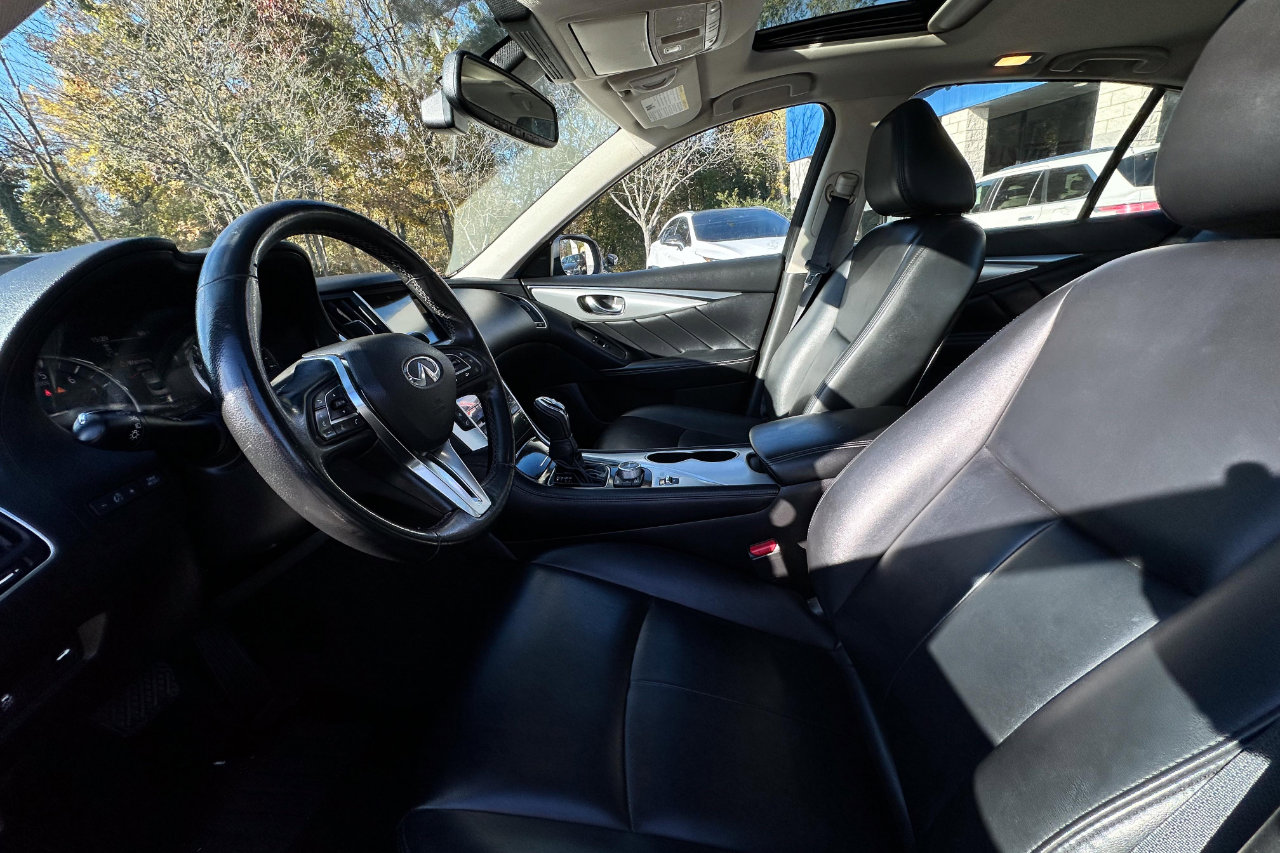 Used 2021 INFINITI Q50 Luxe image 15