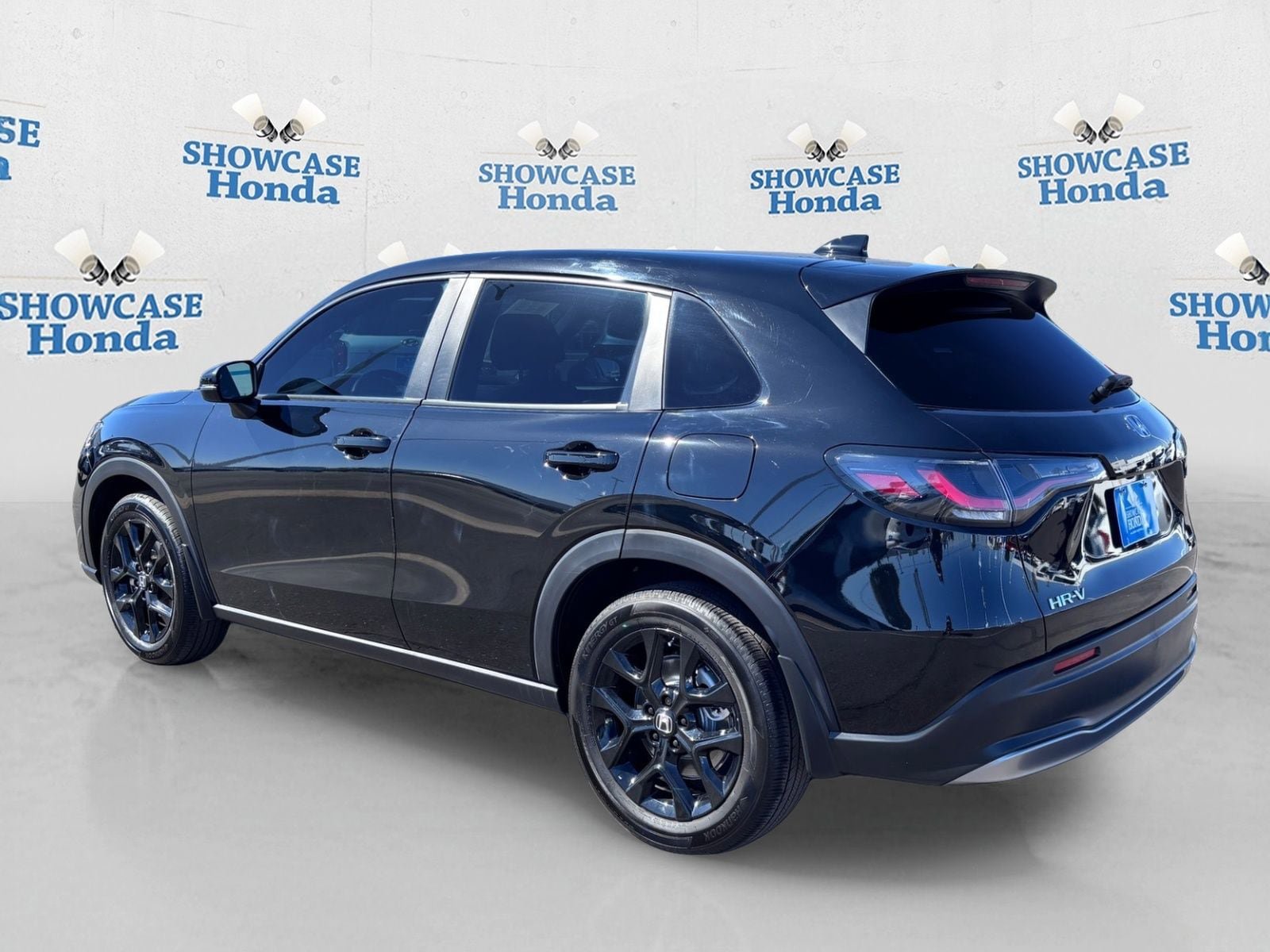 Used 2025 Honda HR-V Sport image 5