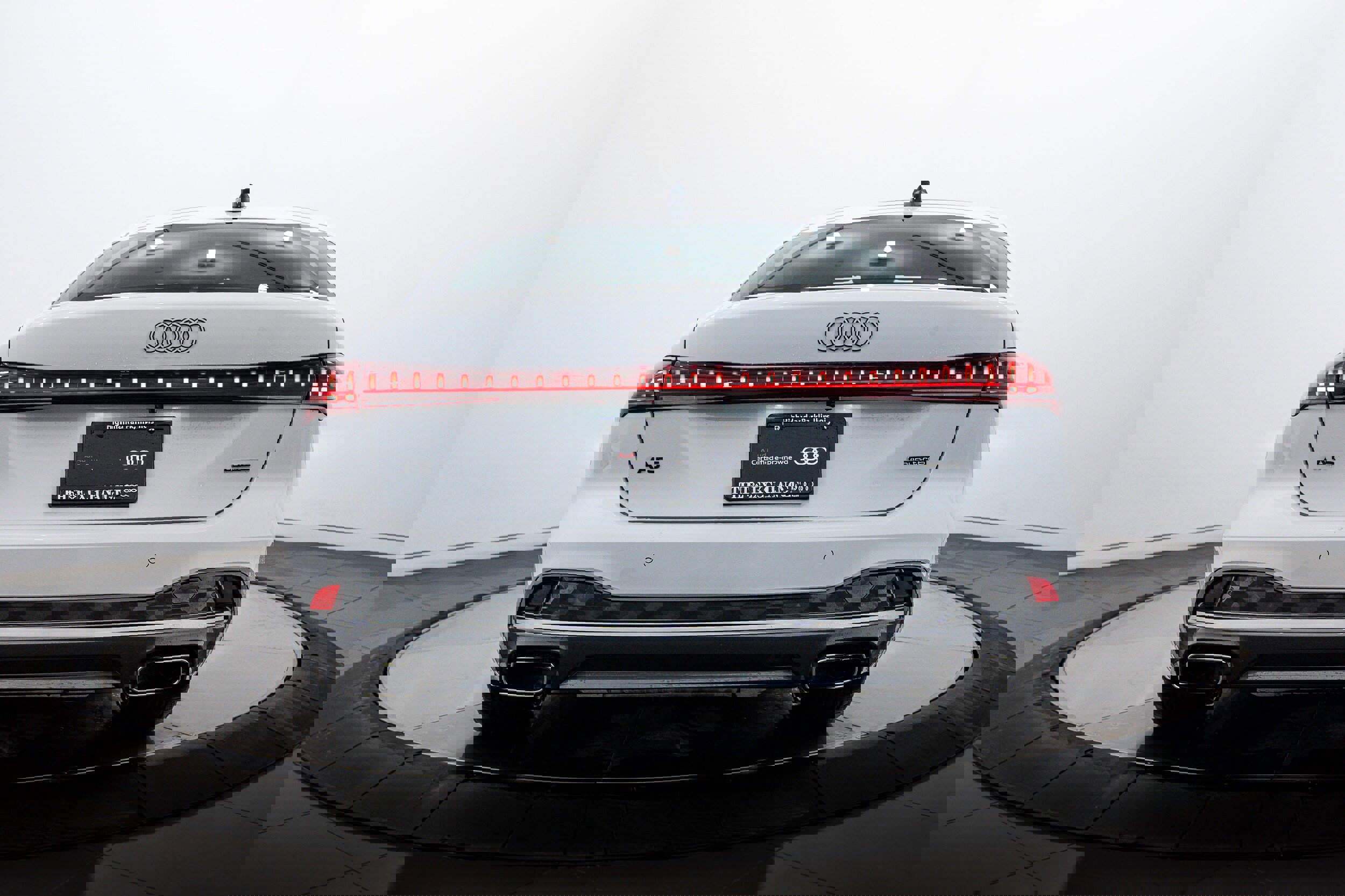 Certified 2025 Audi A5 2.0T Premium Plus w/ Premium Plus image 21