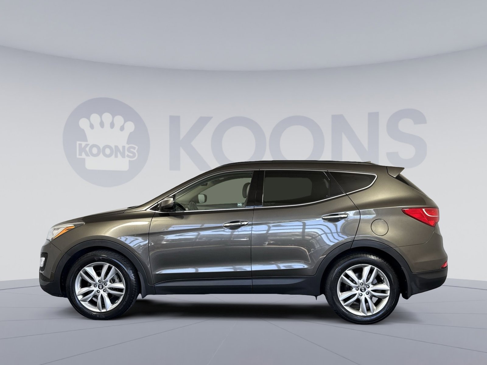 Used 2014 Hyundai Santa Fe Sport 2.0T w/ Navigation Package 06 AWD/4WD image 2