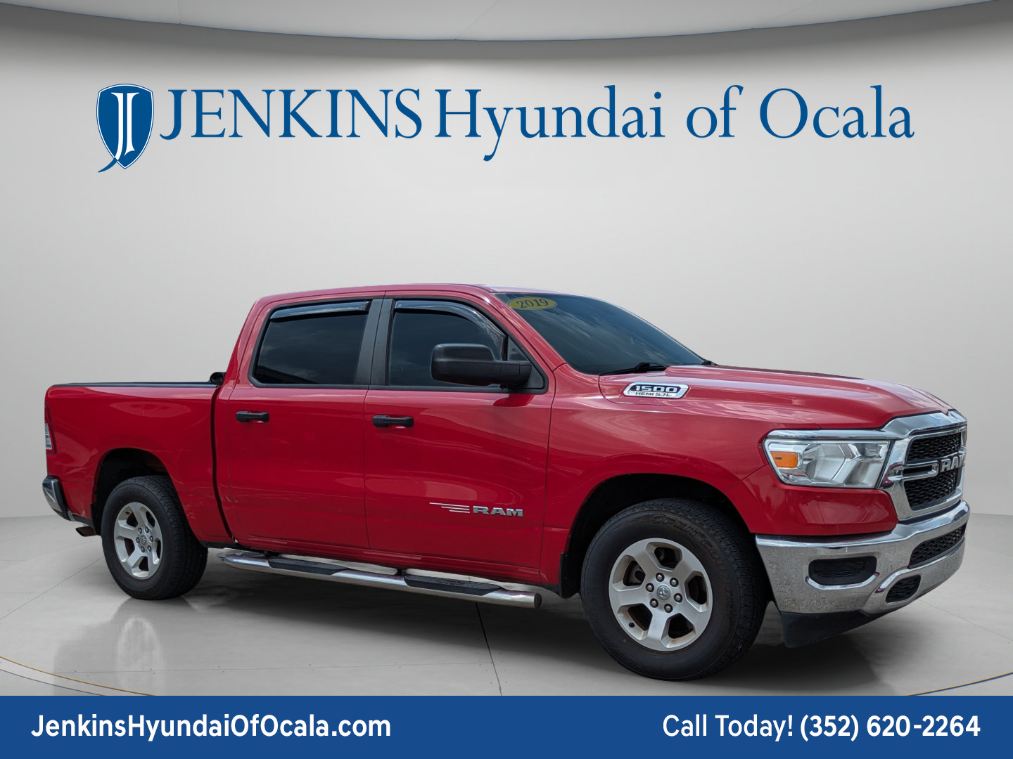 Used 2019 RAM 1500 Tradesman RWD image 1