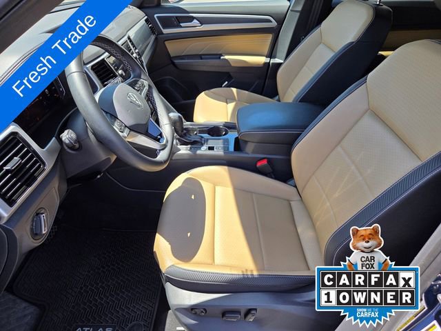 Certified 2023 Volkswagen Atlas Cross Sport SE w/ Panoramic Sunroof Package FWD image 11