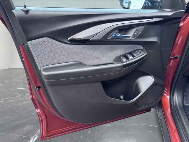 Used 2021 Chevrolet TrailBlazer LT w/ Convenience Package image 12