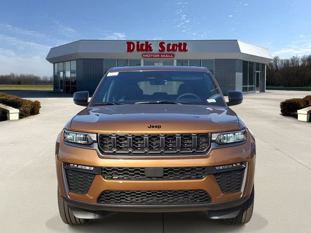 New 2026 Jeep Grand Cherokee Limited w/ Limited Altitude Package AWD/4WD video 2