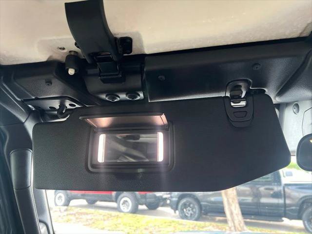 Certified 2024 Jeep Gladiator Sport AWD/4WD image 38