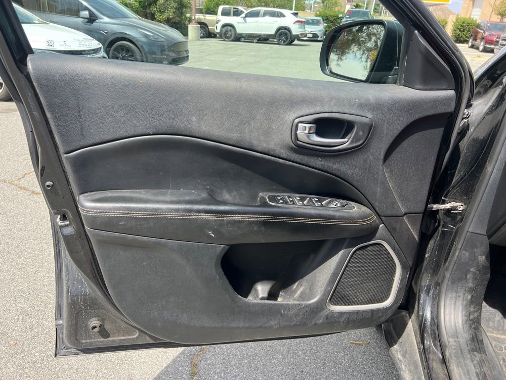 Used 2018 Jeep Compass Sport image 14