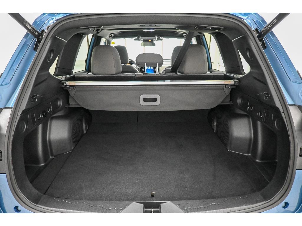 Used 2025 Subaru Forester Premium image 50