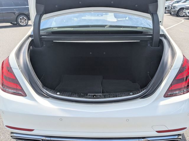 Used 2019 Mercedes-Benz S 560 Sedan image 26