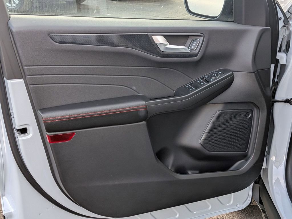 New 2026 Ford Escape ST-Line w/ Tech Pack #1 image 21