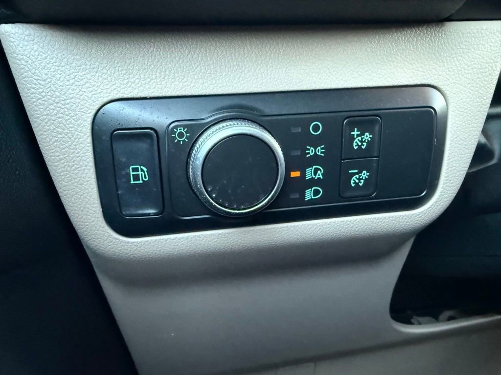 Used 2020 Ford Escape SE Sport AWD/4WD image 14