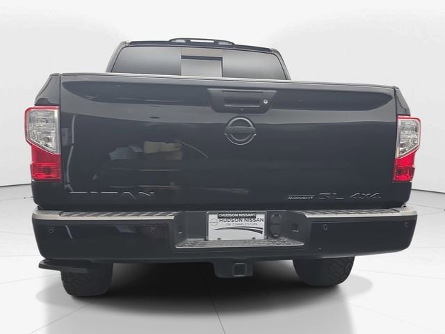 Used 2019 Nissan Titan SL w/ Midnight Edition AWD/4WD image 8