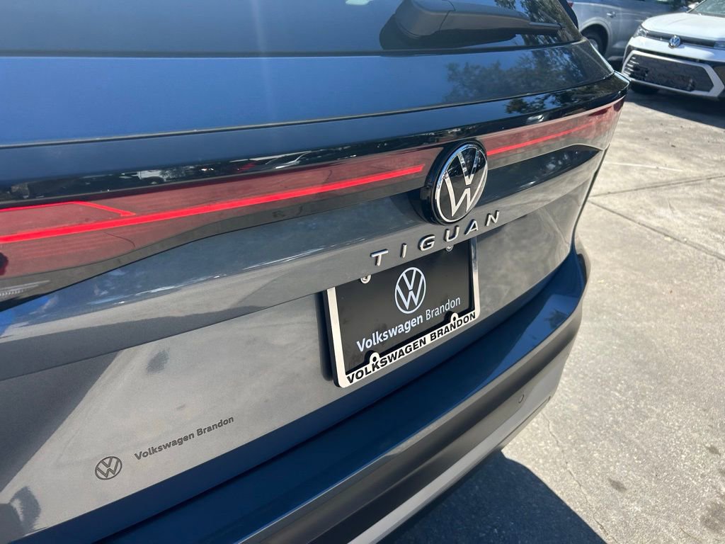 Used 2025 Volkswagen Tiguan S image 23