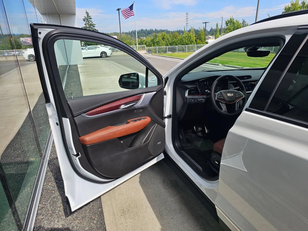 New 2026 Cadillac XT5 Sportv AWD/4WD image 19