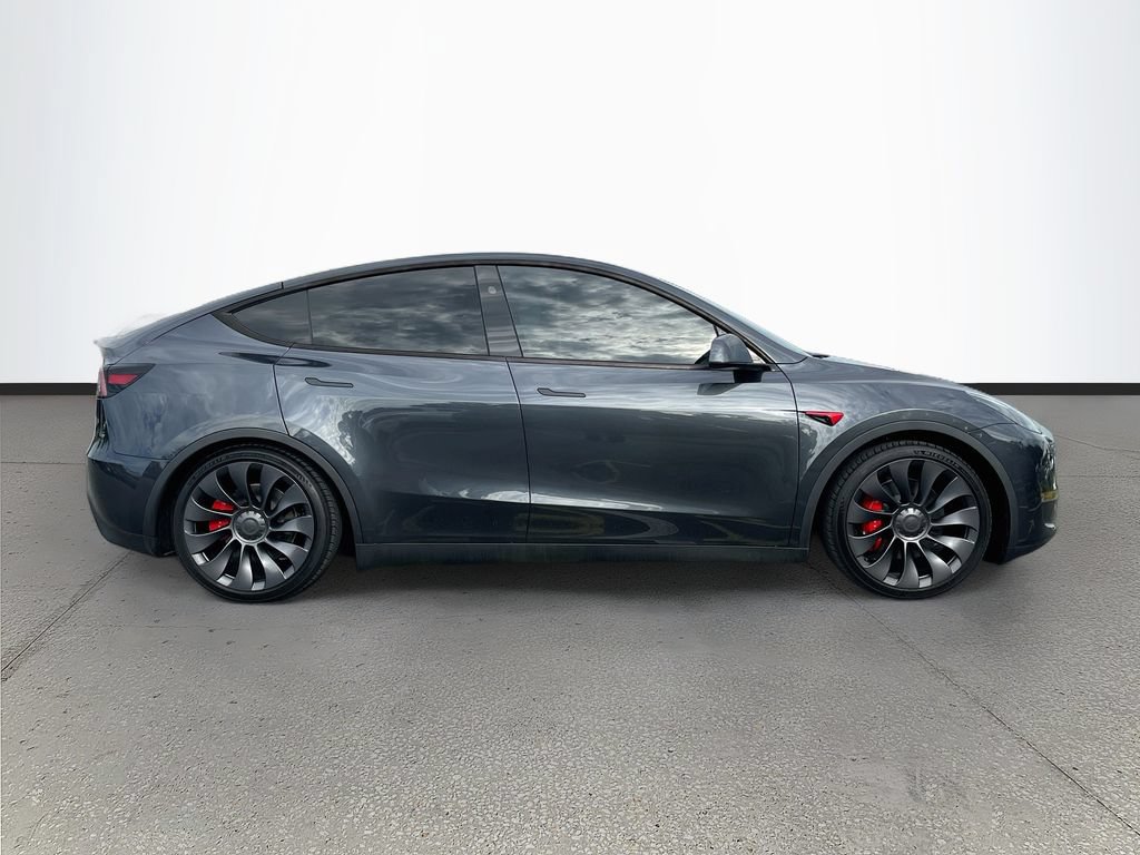 Used 2024 Tesla Model Y Performance AWD/4WD image 8