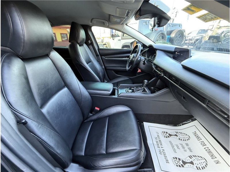 Used 2021 MAZDA MAZDA3 s image 30
