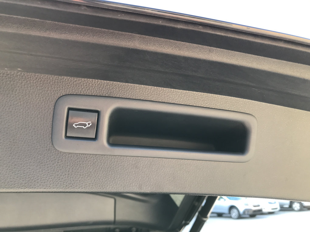 Certified 2020 Toyota Highlander XLE AWD/4WD image 33