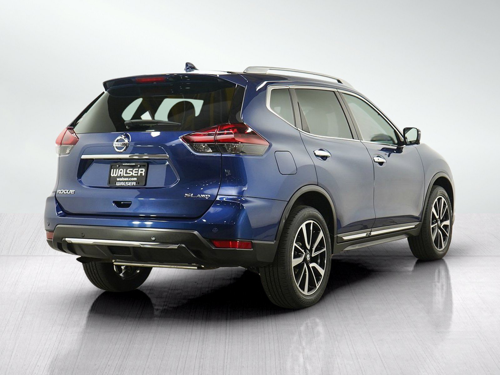 Used 2019 Nissan Rogue SL w/ Premium Package AWD/4WD image 5