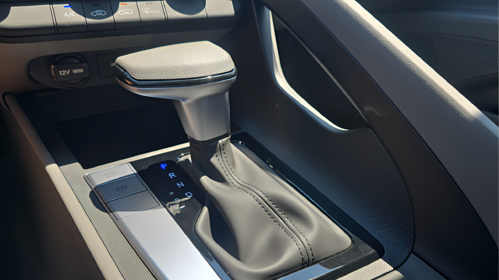 New 2026 Hyundai Elantra SE FWD image 22