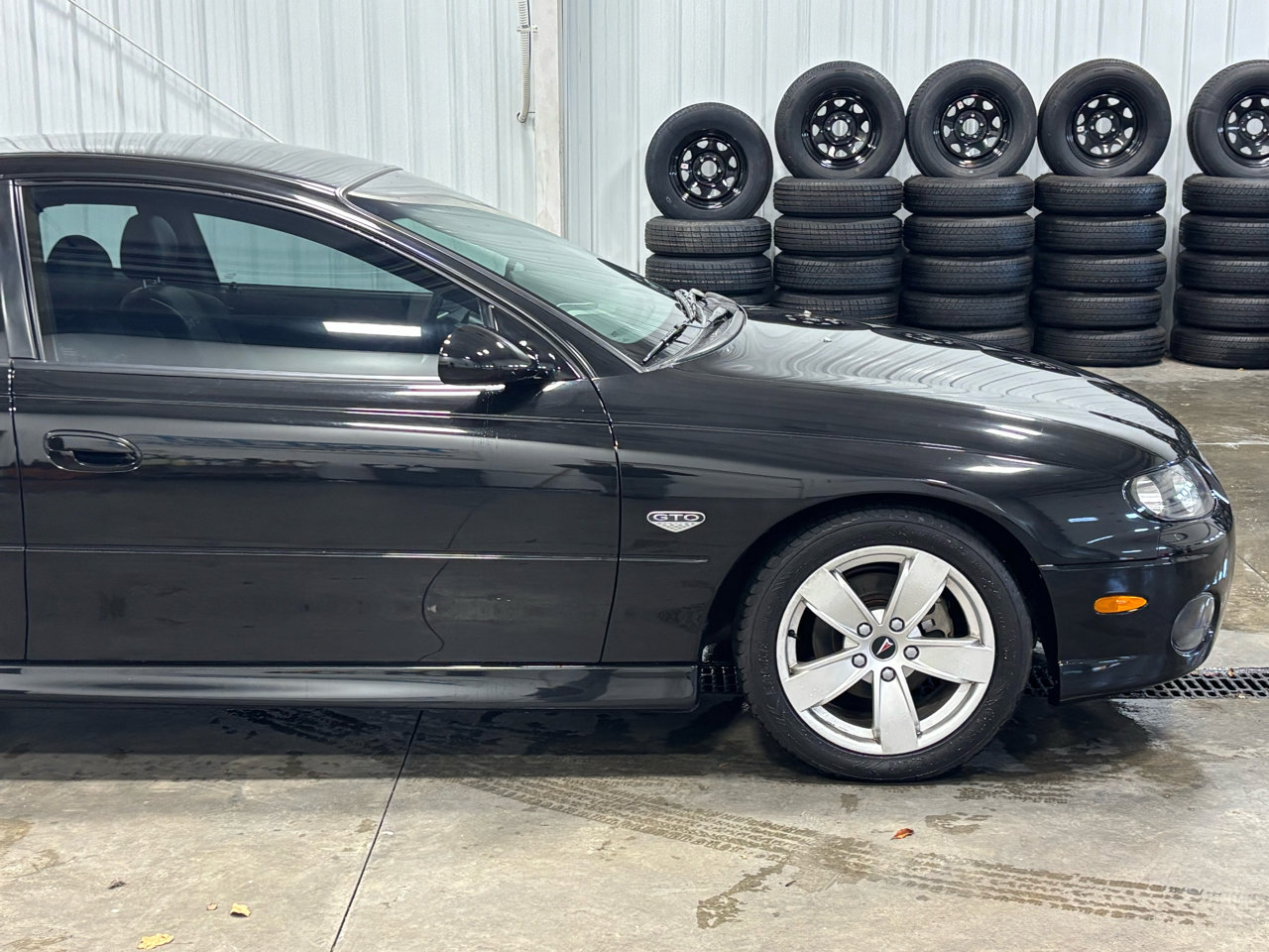 Used 2004 Pontiac GTO image 18